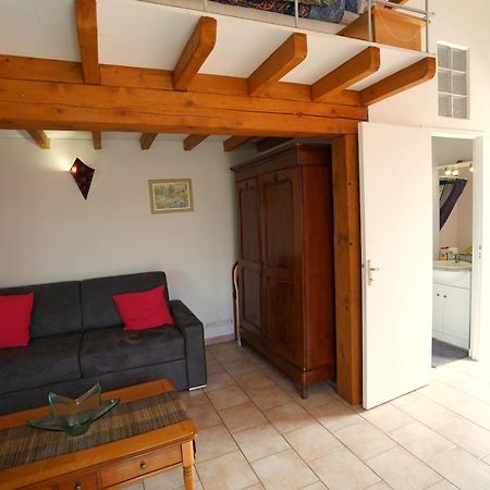 몽타냑 Loft Avec Mezzanine 아파트 외부 사진