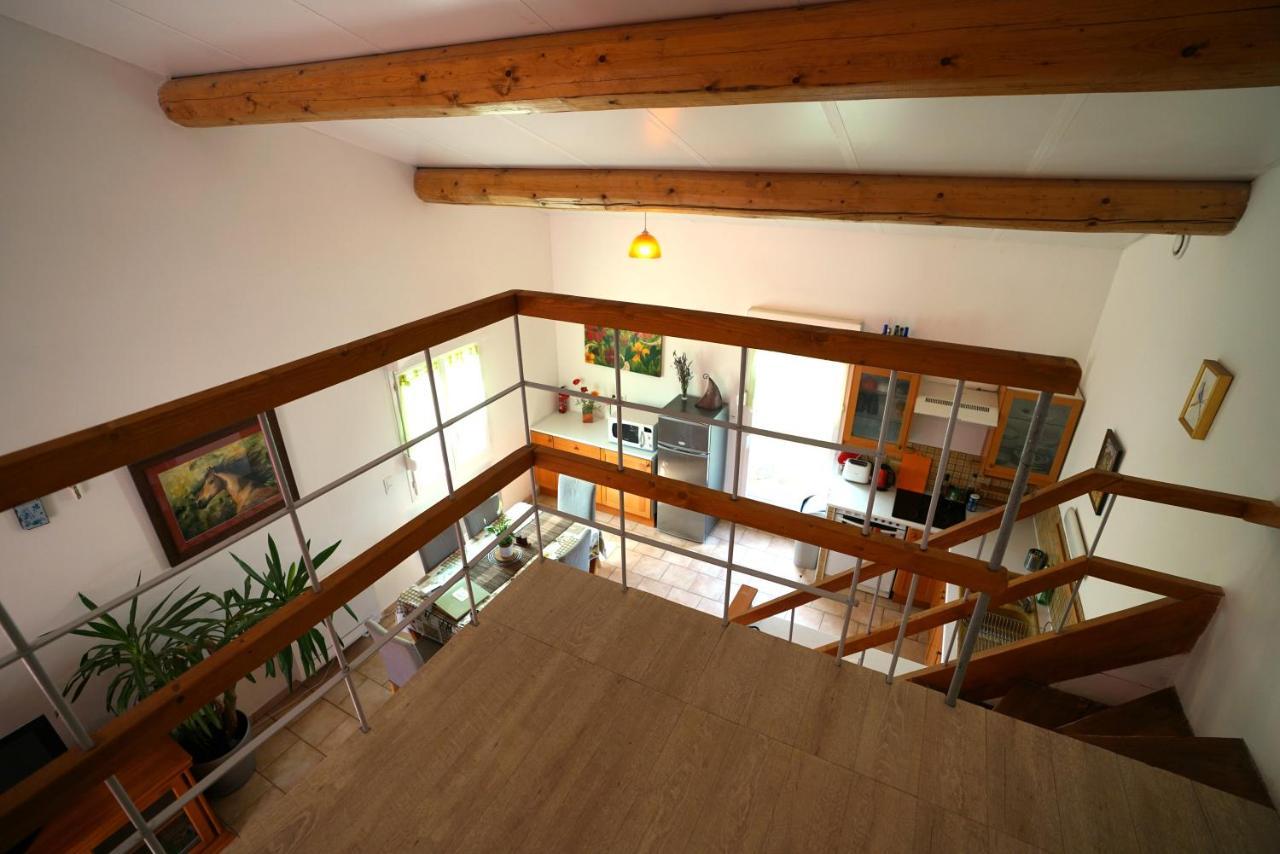몽타냑 Loft Avec Mezzanine 아파트 외부 사진